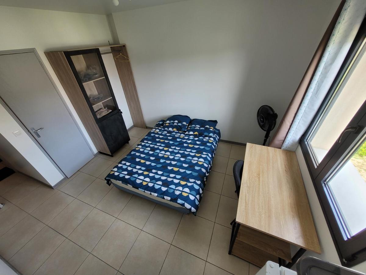 Residence De La Gare, Chambre Meublee 隆瑞莫 外观 照片
